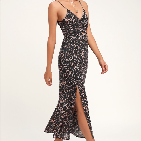 Lulus Dresses & Skirts - Lulu’s midi slip dress